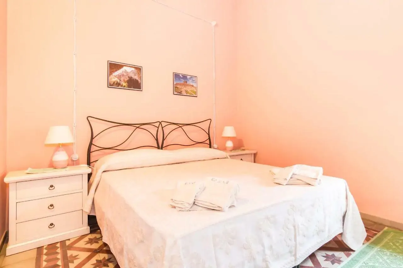 Ferienhaus Villa Antica Dimora Del Melograno Nurachi